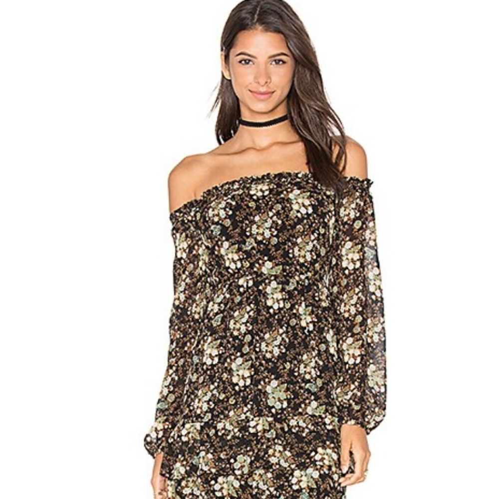 WayF Floral Off-Shoulder Dress